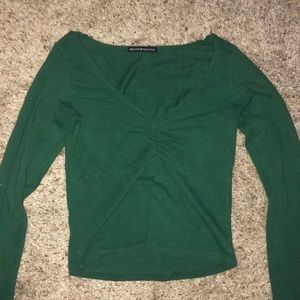 long sleeve V-cut
